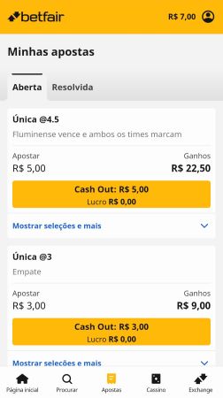 Tela da casa de apostas Betfair apresentando o recurso cash out para uma partida do Fluminense